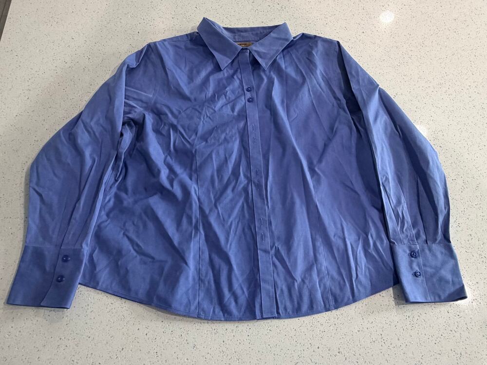 Gold Label Investments No Iron Women's 18W Blue Fitted Button Front